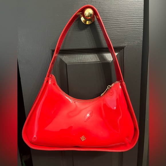 Red ‘Call it Spring’ purse - Picture 1 of 3